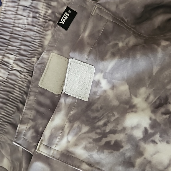 Vans XXL Vanphibian Shorts - Inseam 6" - Picture 8 of 9